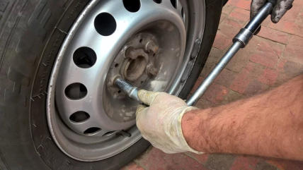Vehicle wheel being changed